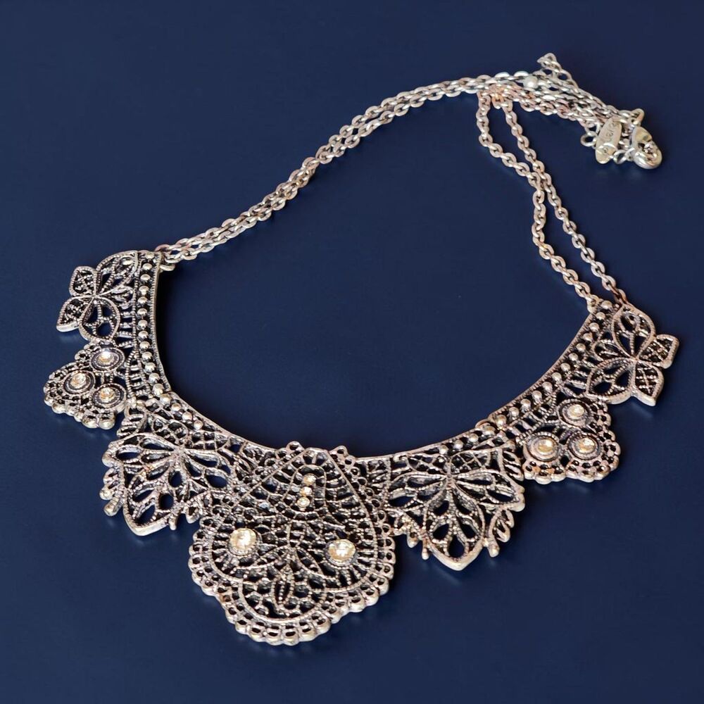 Avenue Silver Tone Filigree Statement Necklace Clear Rhinestones Adjustable - Picture 2 of 5